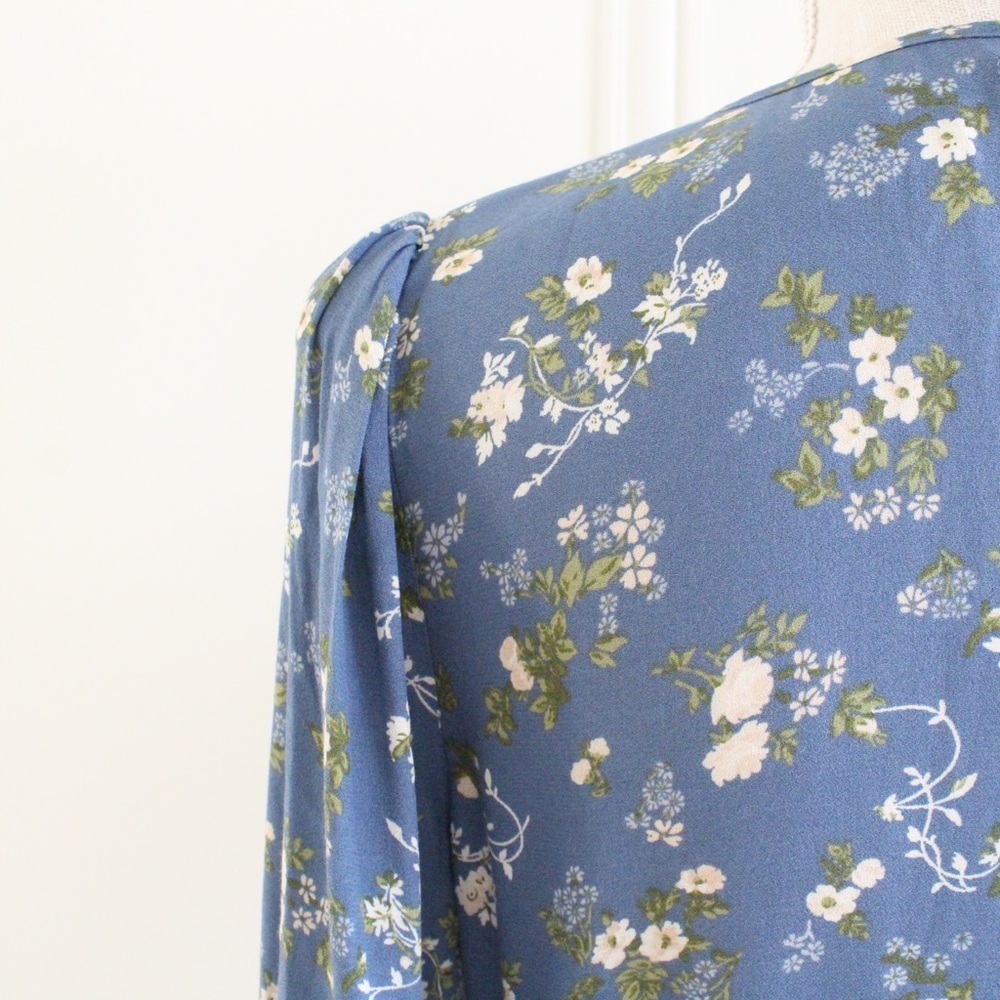 reformation • floral long sleeve blue lisse avery dress - Picture 12 of 13